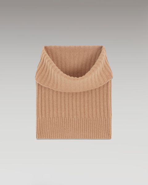 From Future Accessories Camel Cashmere Scarves Regular Ribbed Scarf (H23 / Accessories / Camel)